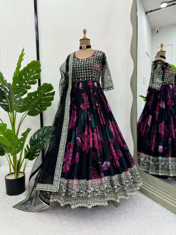 Ira Embroidered Majesty - Image 12