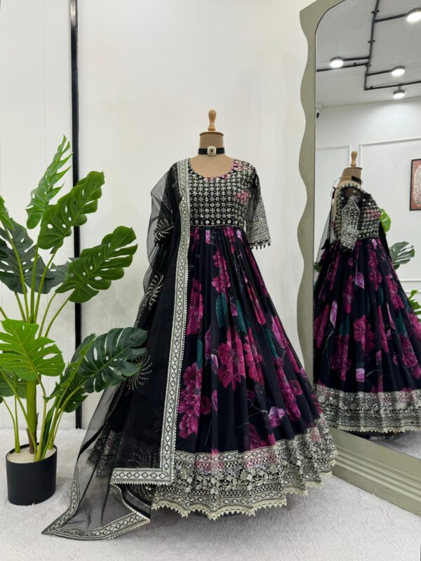 Ira Embroidered Majesty - Image 6